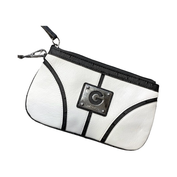 Guess Wristlet Small Leopard Interior - Picture 1 of 6